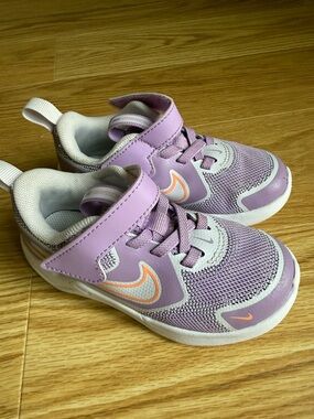 Nike Cosmic Runner Toddler Sneakers